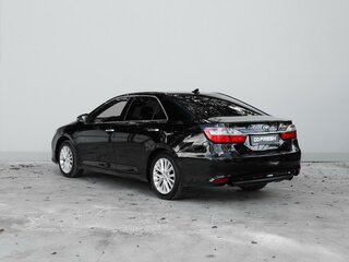2017 Toyota Camry VII (XV50) Рестайлинг, чёрный, 2359000 рублей, вид 2