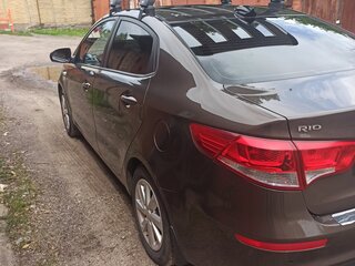 2017 Kia Rio III Рестайлинг, коричневый, 1350000 рублей, вид 3