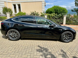 2020 Tesla Model 3 Standart Plus I, чёрный, 2800000 рублей, вид 2