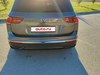 2021 Volkswagen Tiguan II Рестайлинг, серый, 3000000 рублей, вид 5