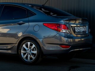 2011 Hyundai Solaris I, серый, 630000 рублей, вид 5