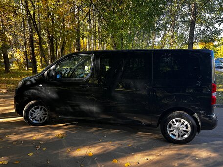 2019 Peugeot Traveller Long I, чёрный, 1870000 рублей, вид 4