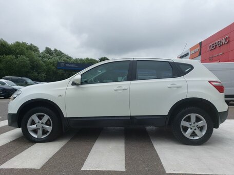 2011 Nissan Qashqai I Рестайлинг, белый, 1090000 рублей, вид 4
