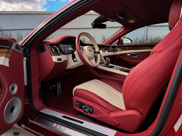 2020 Bentley Continental GT III, красный, 15600000 рублей - вид 12