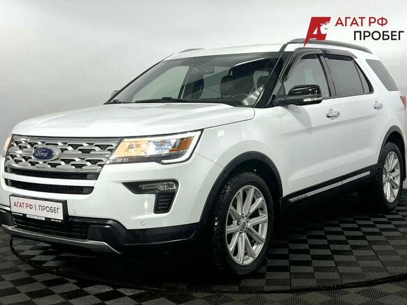 2018 Ford Explorer V Рестайлинг, белый, 2850000 рублей - вид 1