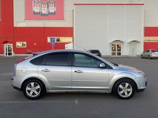 2006 Ford Focus II, серебристый, 320000 рублей, вид 3