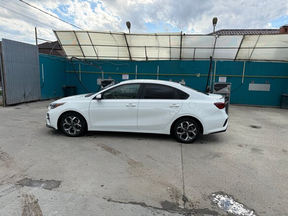 2018 Kia Cerato IV, белый, 1390000 рублей - вид 3