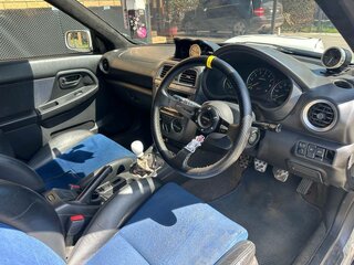 2001 Subaru Impreza WRX II, белый, 700000 рублей, вид 5