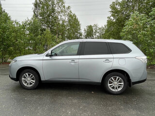 2012 Mitsubishi Outlander III, серебристый, 1150000 рублей, вид 4
