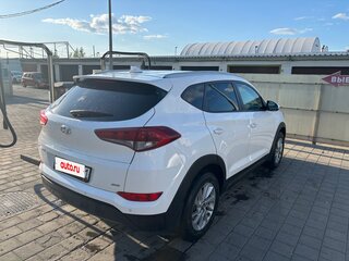 2016 Hyundai Tucson III, белый, 2250000 рублей, вид 2