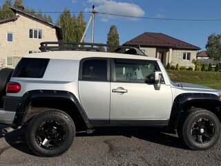 2007 Toyota FJ Cruiser, серебристый, 3408151 рублей, вид 3