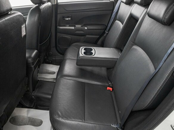 2017 Mitsubishi ASX I Рестайлинг 2, белый, 1989000 рублей - вид 23
