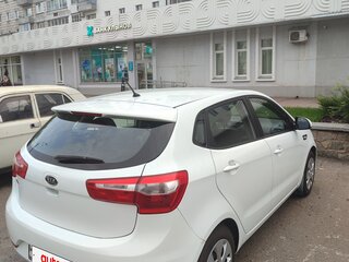 2012 Kia Rio III, белый, 749000 рублей, вид 5