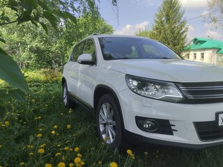 2013 Volkswagen Tiguan I Рестайлинг, белый, 1450000 рублей, вид 3