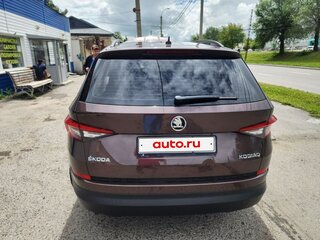 2018 Skoda Kodiaq I, коричневый, 3300000 рублей, вид 4