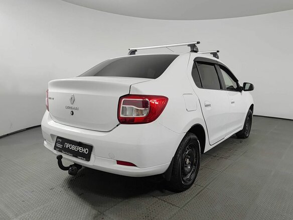 2017 Renault Logan II, белый - вид 4