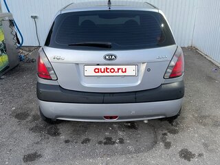 2005 Kia Rio II, серебристый, 415000 рублей, вид 3
