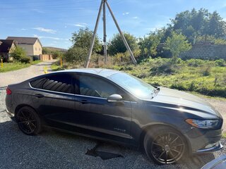 2017 Ford Fusion (North America) II Рестайлинг, серый, 1650000 рублей, вид 4