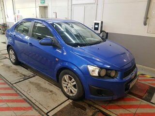 2013 Chevrolet Aveo II, синий, 799000 рублей, вид 2