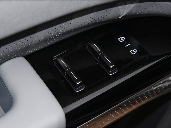 2026 Zeekr 7X 103 kWh I Рестайлинг, чёрный, 6590000 рублей - вид 16