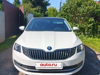 2020 Skoda Octavia III (A7) Рестайлинг, белый, 1800000 рублей, вид 1