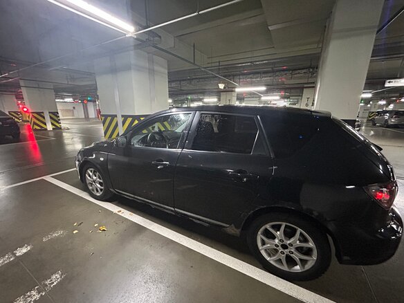 2006 Mazda 3 I (BK) Рестайлинг, чёрный, 400000 рублей - вид 15