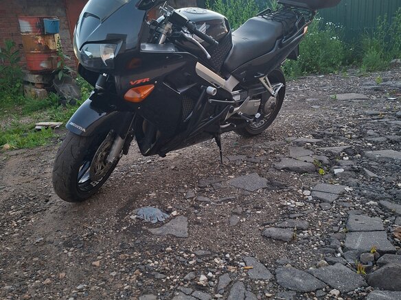 1999 Honda VFR 800, чёрный, 400000 рублей - вид 6