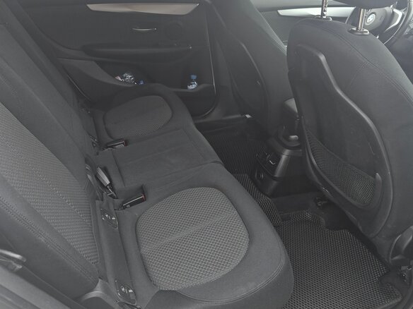 2018 BMW 2 серии Gran Tourer Gran Tourer 218d F46 Рестайлинг, белый, 1950000 рублей - вид 13
