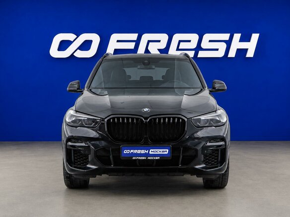 2022 BMW X5 M50i IV (G05/G18), чёрный, 8690052 рублей - вид 2