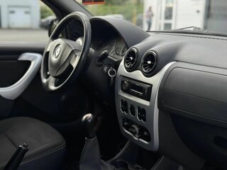 2011 Renault Sandero Stepway I, красный, 333000 рублей, вид 4