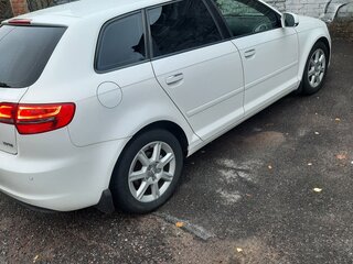 2012 Audi A3 II (8P) Рестайлинг 2, белый, 750000 рублей, вид 4