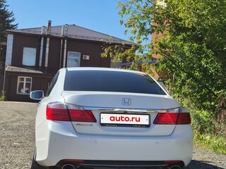 2013 Honda Accord IX, белый, 1600000 рублей, вид 3