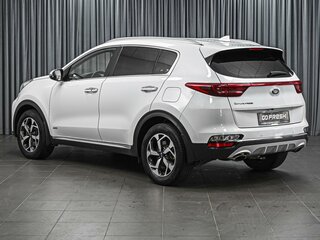 2018 Kia Sportage IV Рестайлинг, белый, 2439000 рублей, вид 2