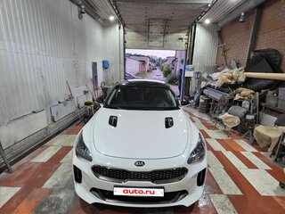 2018 Kia Stinger I, белый, 2000000 рублей, вид 2