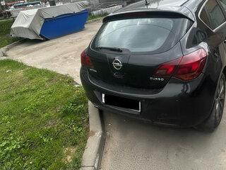 2011 Opel Astra J, чёрный, 520000 рублей, вид 4