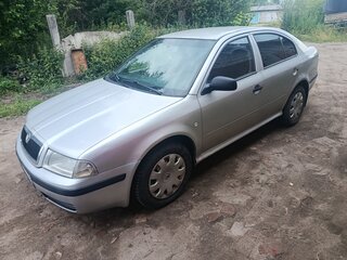 2001 Skoda Octavia I (A4) Рестайлинг, серебристый, 270000 рублей, вид 1