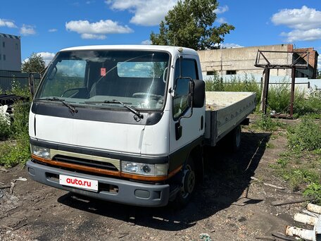 2002 Fuso (Mitsubishi) Canter, белый, 790000 рублей, вид 1