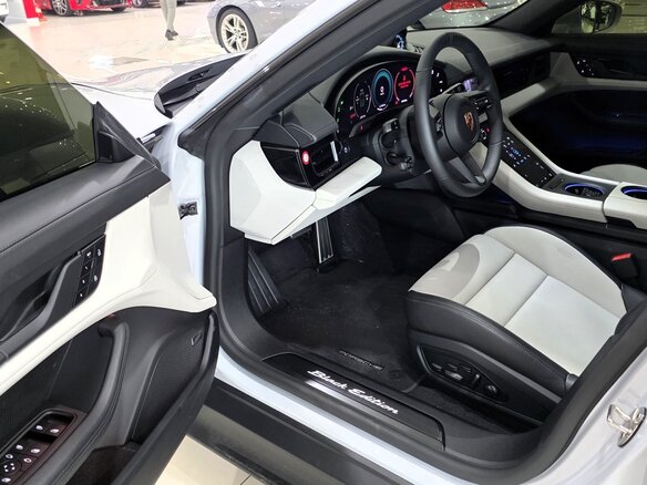 2026 Porsche Taycan 4 I Рестайлинг, серый - вид 10