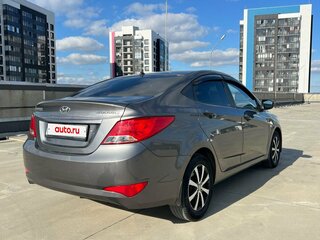 2014 Hyundai Solaris I Рестайлинг, серый, 610000 рублей, вид 5