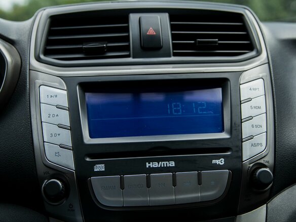 2014 Haima M3, оранжевый, 250000 рублей - вид 17