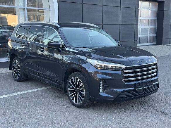 2023 Exeed VX I, серый, 2557000 рублей - вид 2