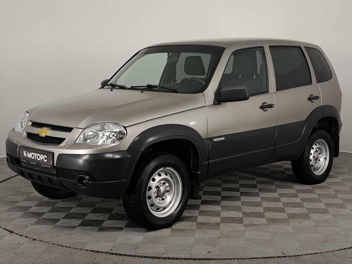 Открыть фотографии: Chevrolet Niva I Рестайлинг