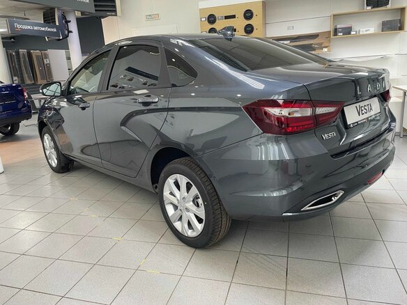 2026 Lada (ВАЗ) Vesta I Рестайлинг (NG), серый, 1862000 рублей - вид 1