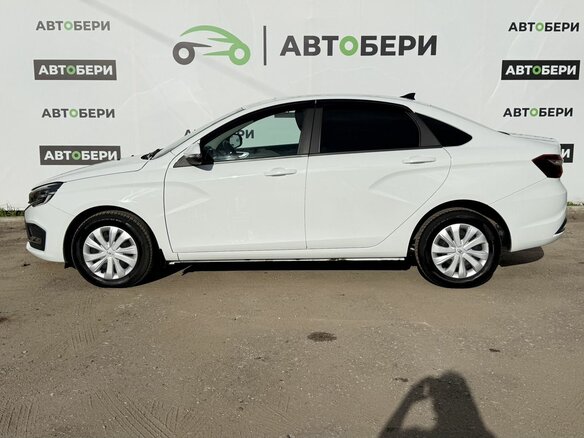 2024 Lada (ВАЗ) Vesta I Рестайлинг (NG), белый - вид 1