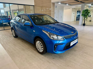 2019 Kia Rio IV, серебристый, 1149990 рублей, вид 3