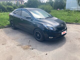 2015 Kia Rio III Рестайлинг, чёрный, 670000 рублей, вид 5