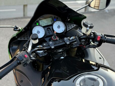 2007 Kawasaki ZZR 1400, зелёный, 635000 рублей, вид 5