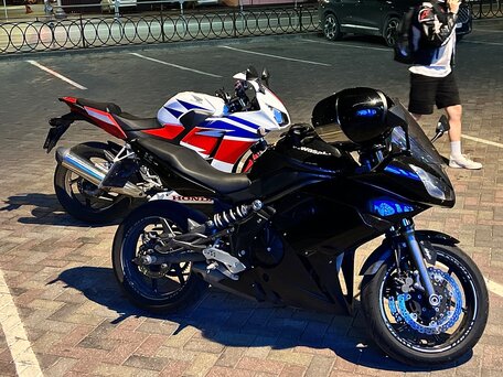 2009 Kawasaki ER-6F (Ninja 650R), чёрный, 369000 рублей, вид 3