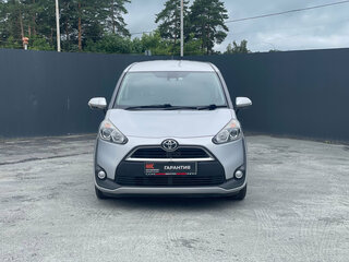 2018 Toyota Sienta II Рестайлинг, серый, 1379000 рублей, вид 2