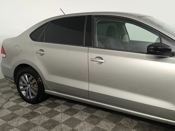 2020 Volkswagen Polo V Рестайлинг, серый, 1040000 рублей - вид 21
